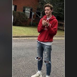 Meet your Posher, Brandon